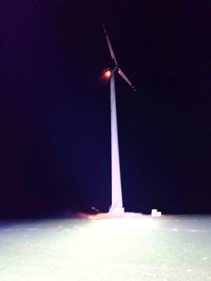 Dobra. Spłonęła turbina wiatrowa. Straty idą w miliony złotych