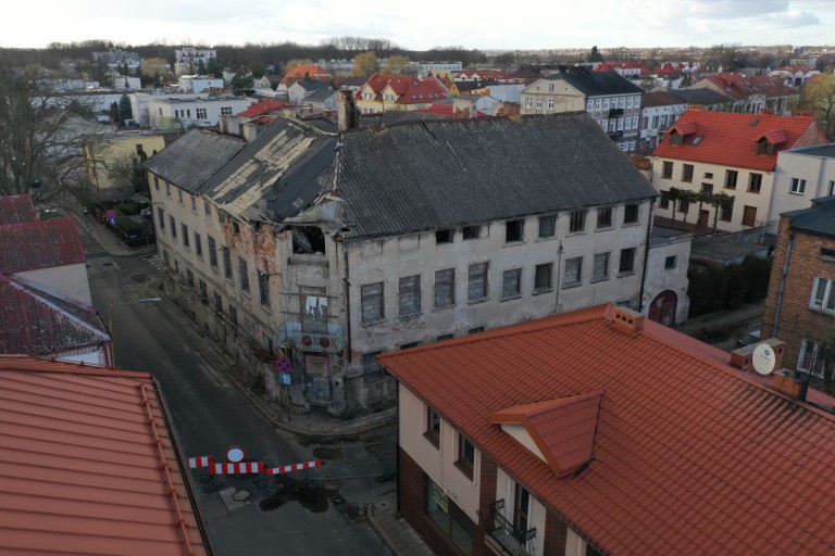 Kamienica Essowej miała jeszcze dwóch właścicieli i 48... ubikacji