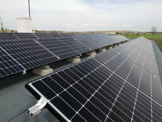 Wierzbinek. Komunalka na miarę czasów