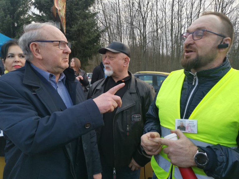 Chcą konsultacji, a nie kolei. Czekają na ministra Bartosika!