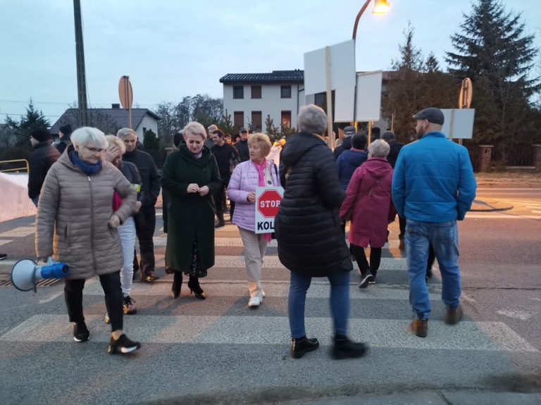Chcą konsultacji, a nie kolei. Czekają na ministra Bartosika!