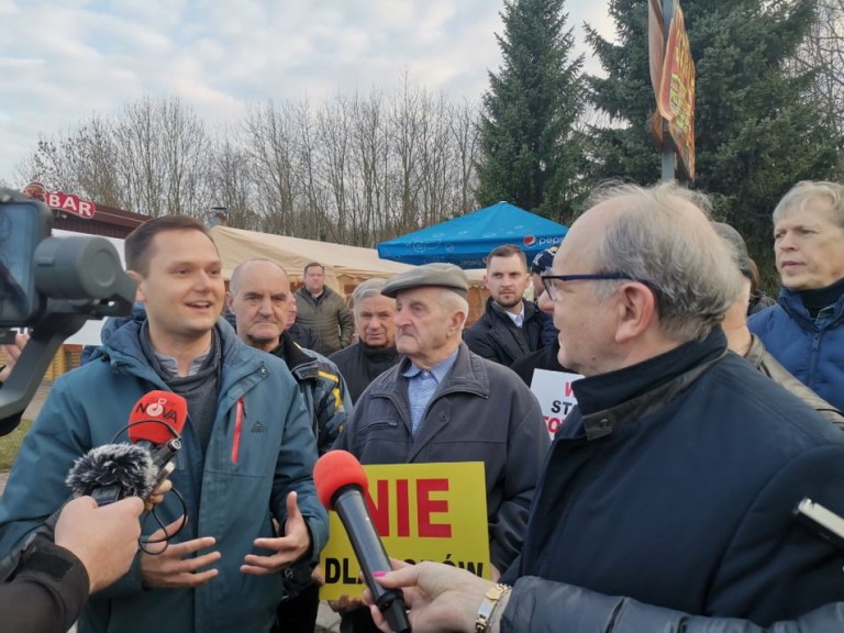 Chcą konsultacji, a nie kolei. Czekają na ministra Bartosika!