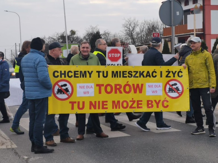 Chcą konsultacji, a nie kolei. Czekają na ministra Bartosika!