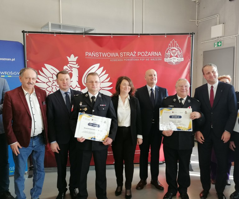 Podniesienie standardu strażnic. Promesy dla OSP Kawnice i Myślibórz