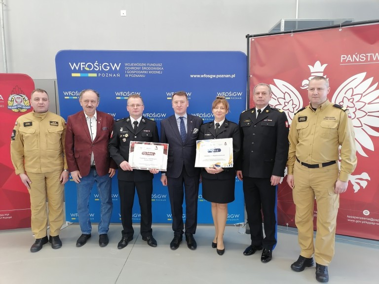 Podniesienie standardu strażnic. Promesy dla OSP Kawnice i Myślibórz