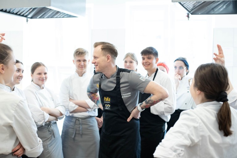 Garowanie na pełnej Petardzie, czyli Patryk Galewski w ZSEU