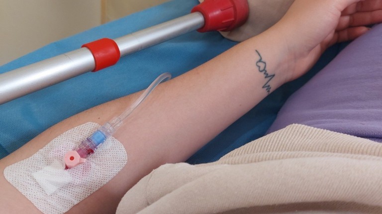 Walka z endometriozą. Szansą na normalne życie może być operacja