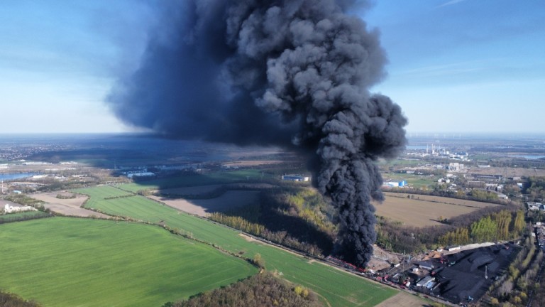 Pożar składowiska opon. Jest apel Urzędu Miasta i ochrony środowiska
