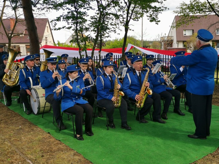 „Naszym obowiązkiem jest pamiętać”. Uroczystości ze 160 metrową flagą