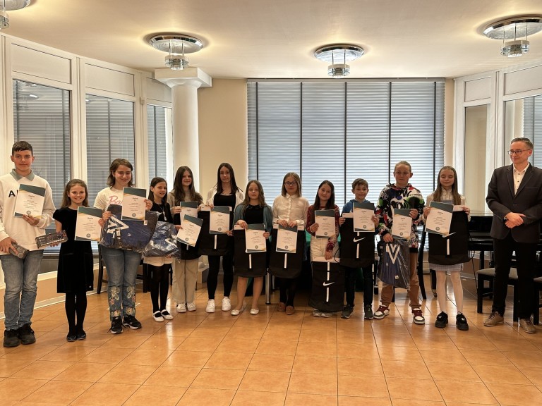 Uzależnieniom mówią NIE! Uczniowie przeciwdziałają nałogom