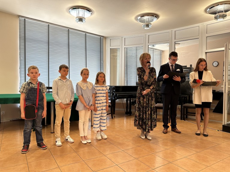 Uzależnieniom mówią NIE! Uczniowie przeciwdziałają nałogom