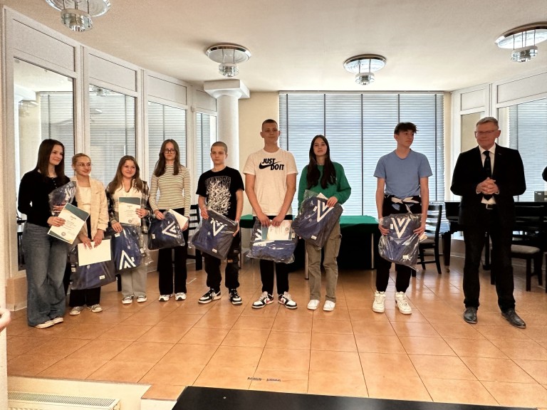 Uzależnieniom mówią NIE! Uczniowie przeciwdziałają nałogom