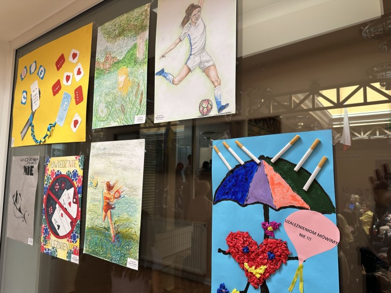 Uzależnieniom mówią NIE! Uczniowie przeciwdziałają nałogom