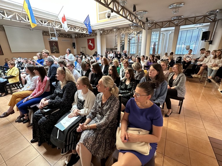 Uzależnieniom mówią NIE! Uczniowie przeciwdziałają nałogom