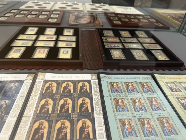 Zebrać, opracować i przekazać potomności. Łączy ich pasja!