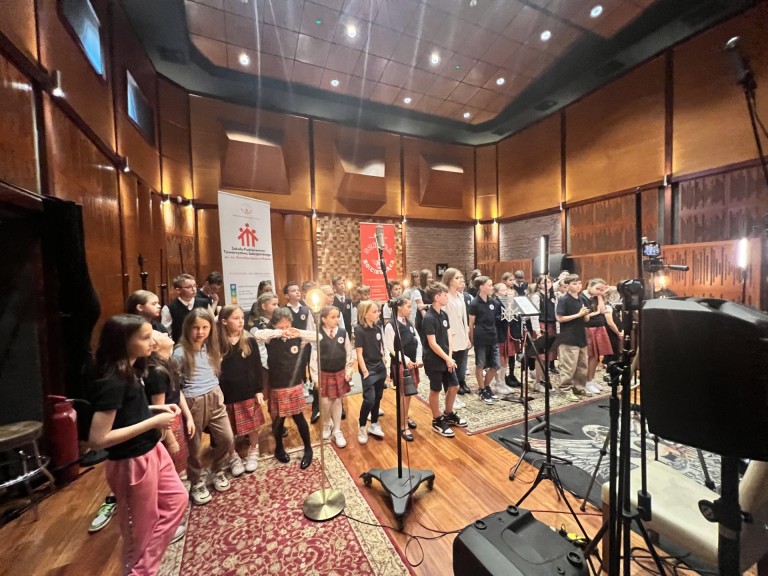 Słowa wymyślił uczeń, muzykę – ksiądz dyrektor. To salezjanka!