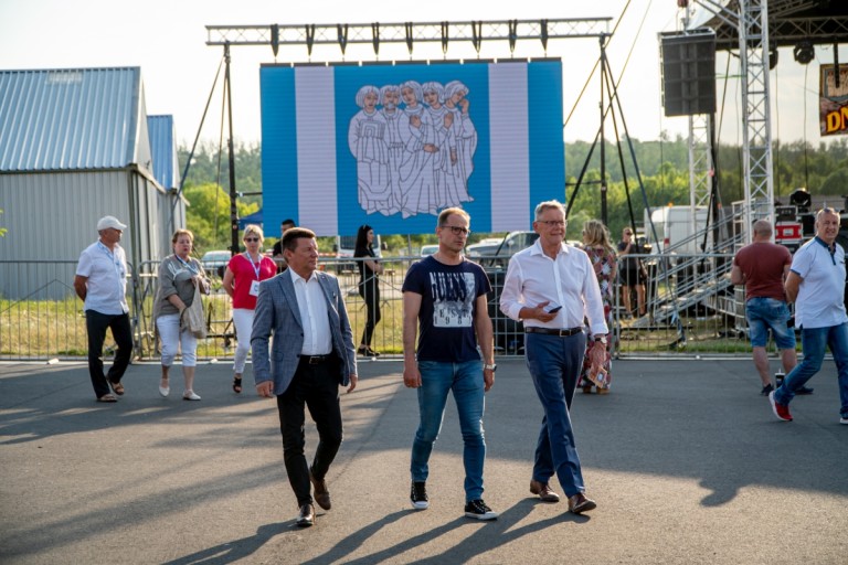 Lotnisko było pełne. Dni Kazimierza Biskupiego przyciągnęły tłumy
