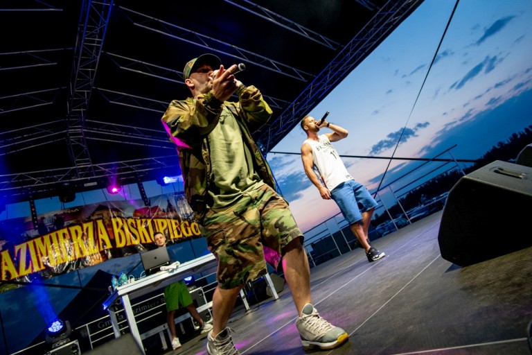 Lotnisko było pełne. Dni Kazimierza Biskupiego przyciągnęły tłumy