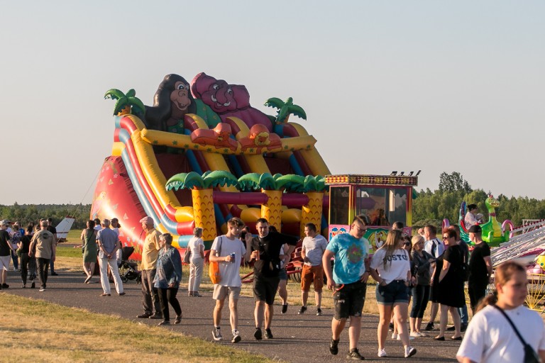 Lotnisko było pełne. Dni Kazimierza Biskupiego przyciągnęły tłumy