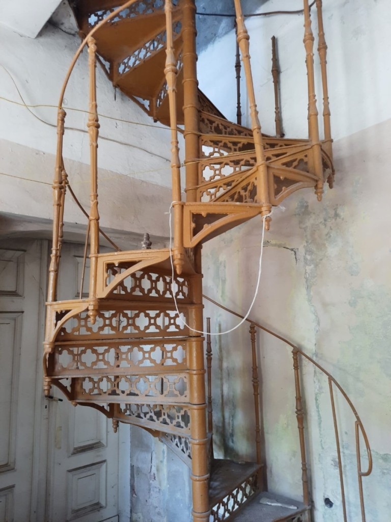 Mieczownica. Trwa remont pałacu. Powstanie w nim izba pamięci