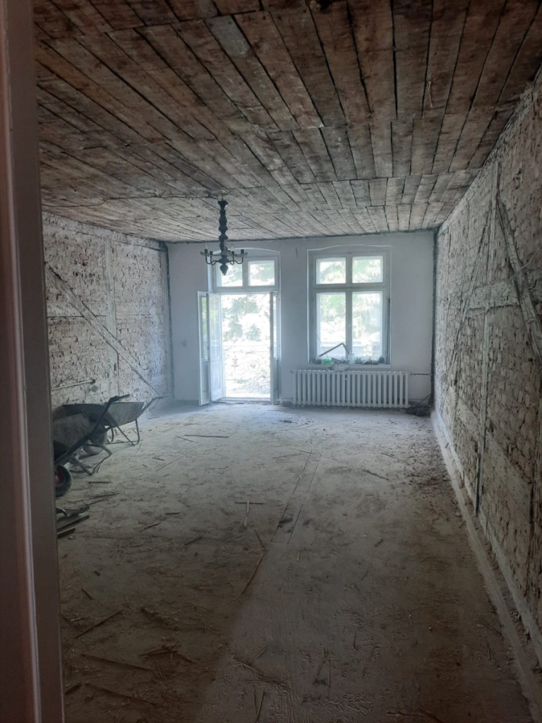 Mieczownica. Trwa remont pałacu. Powstanie w nim izba pamięci