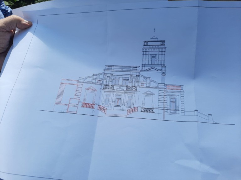 Mieczownica. Trwa remont pałacu. Powstanie w nim izba pamięci