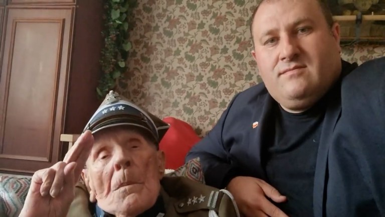 Wizyta u najstarszego powstańca. Życzenia od mieszkańców gminy