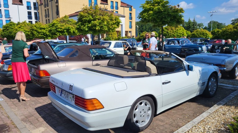 StarDrive Poland. Zabytkowe Mercedesy na drogach powiatu konińskiego