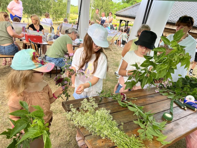 Roztańczony ogień i mistyczna aura. Noc Kupały w Kleczewie