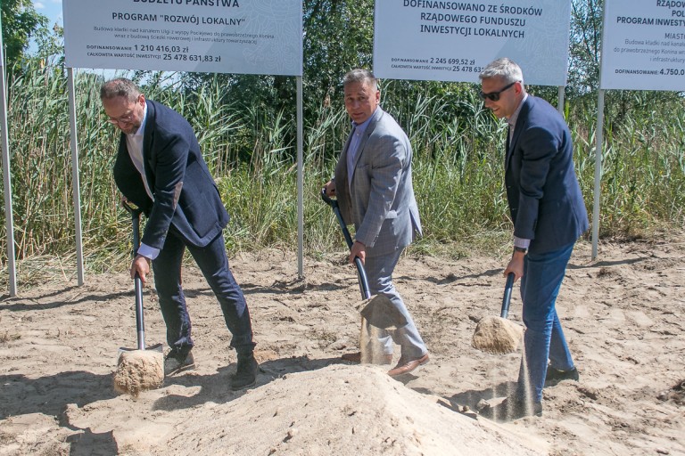 Budowa kładki na wyspę Pociejewo rozpoczęta. Pochłonie 25 mln zł