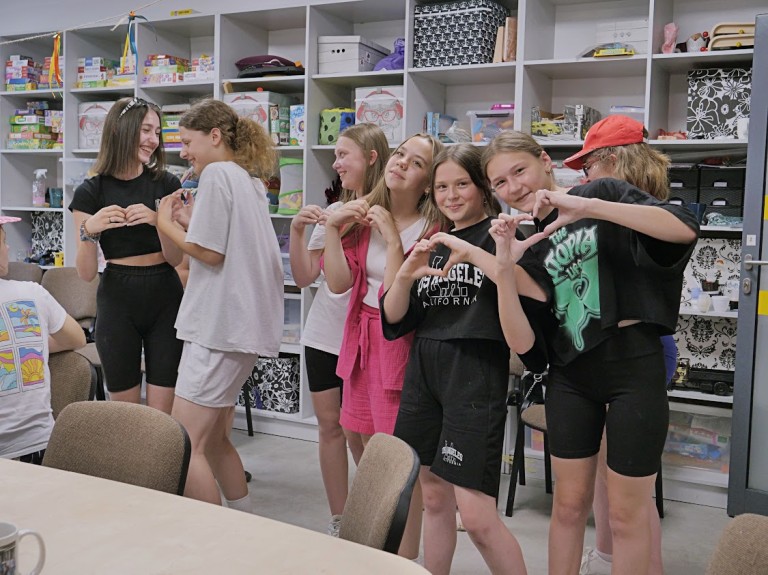 Z Baraniwki do Wąsosz. Wolontariuszki z Ukrainy  pomagają niepełnosprawnym