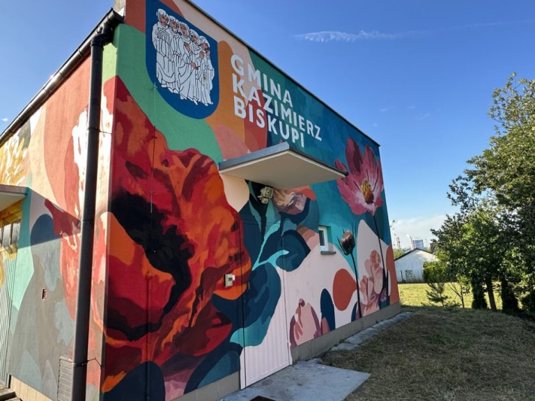 Metamorfoza hydroforni. Kwiatowy mural hitem sołeckiego festynu