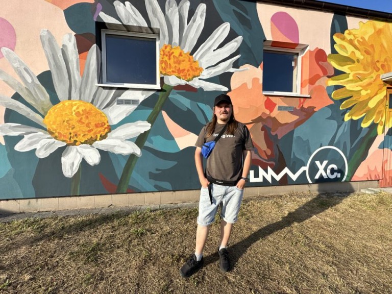 Metamorfoza hydroforni. Kwiatowy mural hitem sołeckiego festynu