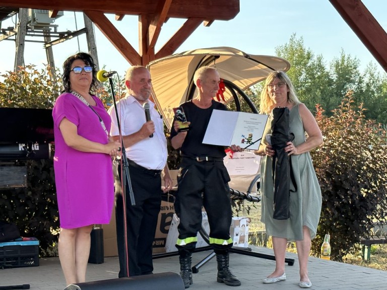 Metamorfoza hydroforni. Kwiatowy mural hitem sołeckiego festynu