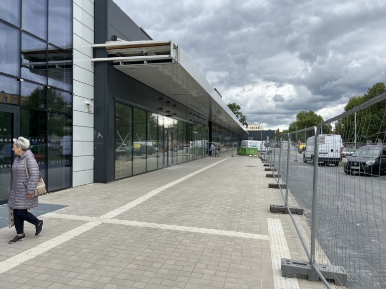 Poczekalnia i kasy już działają. Nowy dworzec dostępny dla podróżnych