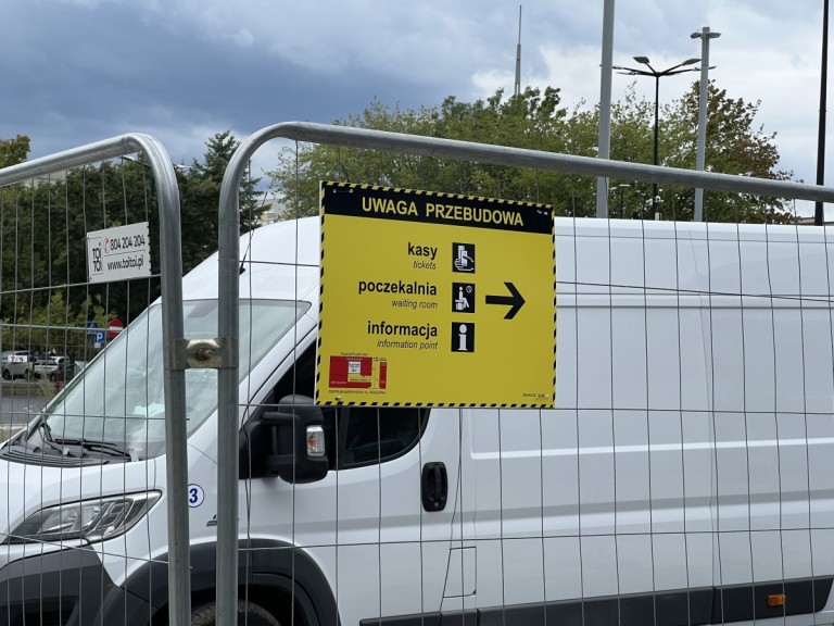Poczekalnia i kasy już działają. Nowy dworzec dostępny dla podróżnych