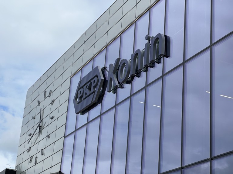 Poczekalnia i kasy już działają. Nowy dworzec dostępny dla podróżnych