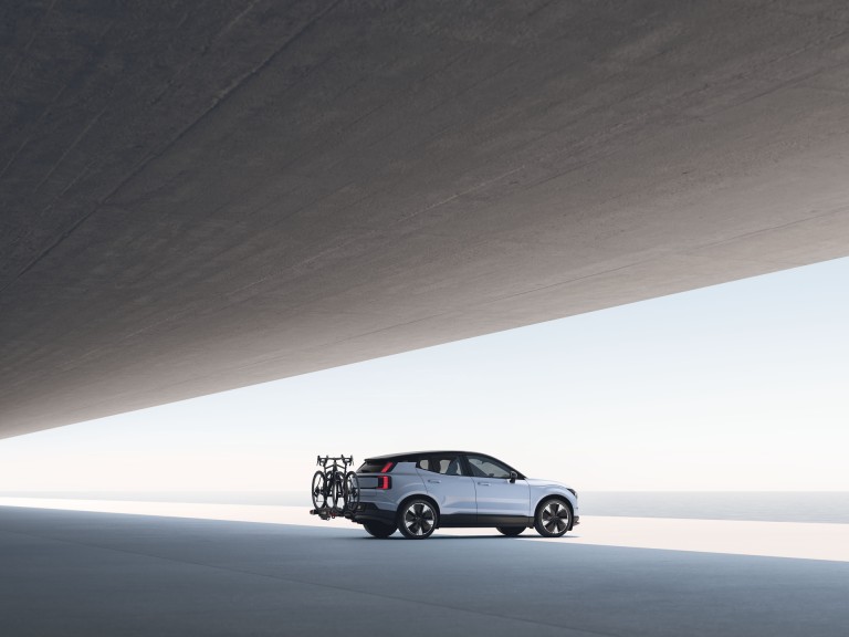 Tylko u nas premierowo elektryczne Volvo EX30 z pełnym cennikiem!