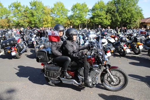 Kilka tysięcy motocykli w Licheniu. Wielkie zakończenie sezonu