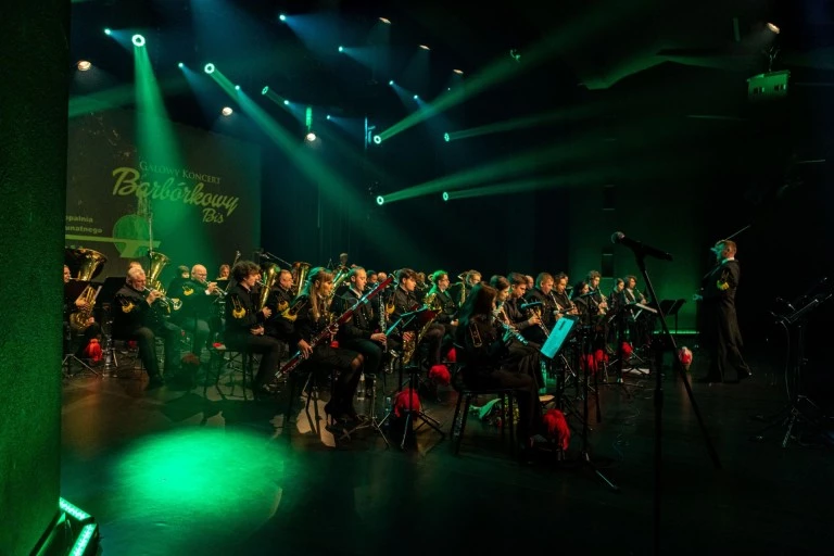 Koncert Barbórkowy: Muzyczna podróż z Orkiestrą Dętą PAK KWB „Konin”
