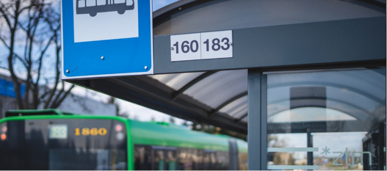 Dlaczego „wspólny bilet” PKS, MZK i KW to sensacja dla naiwnych? Czas obudzić tańczących w chocholim tańcu