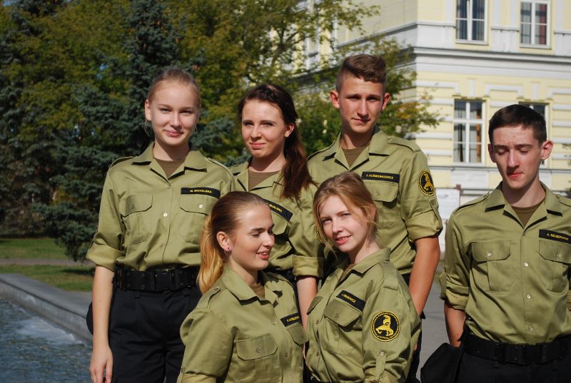 Dzień Służby Celnej. Konin reprezentowała młodzież z ZSCKU