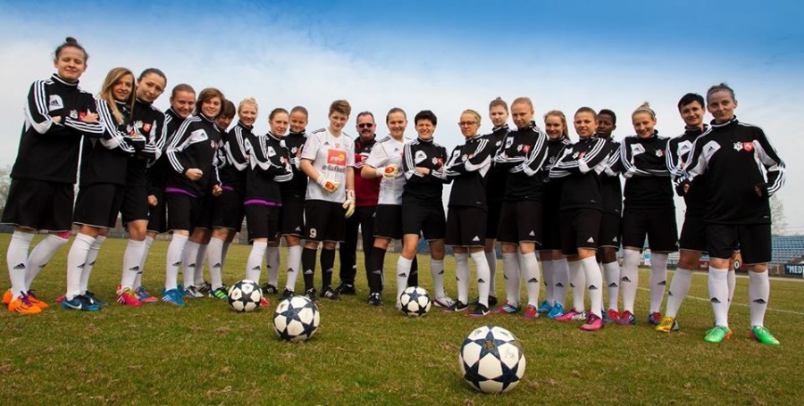 Piłka nożna kobiet - wszystko, co powinniście o niej wiedzieć