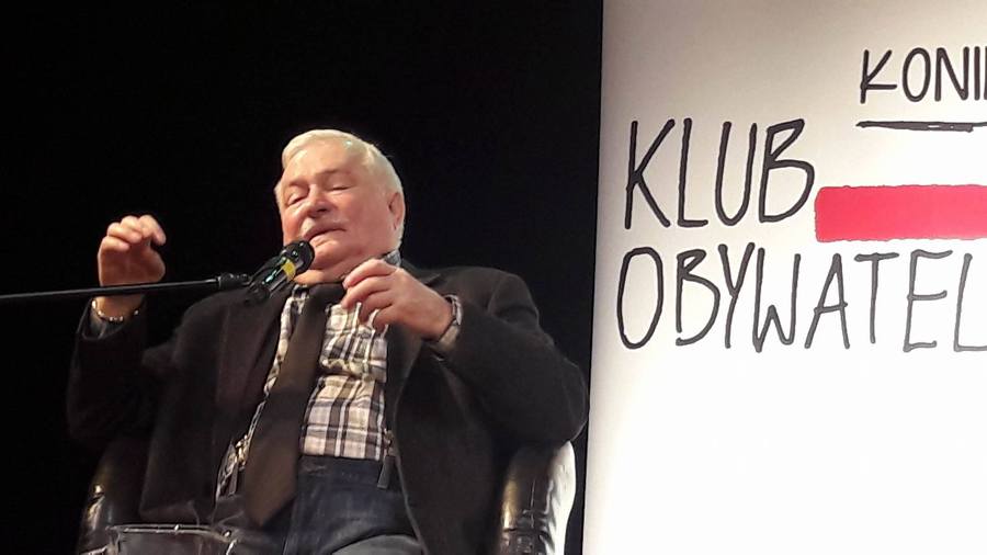 Spotkanie z Lechem Wałęsą w Koninie. Oglądajcie na żywo!