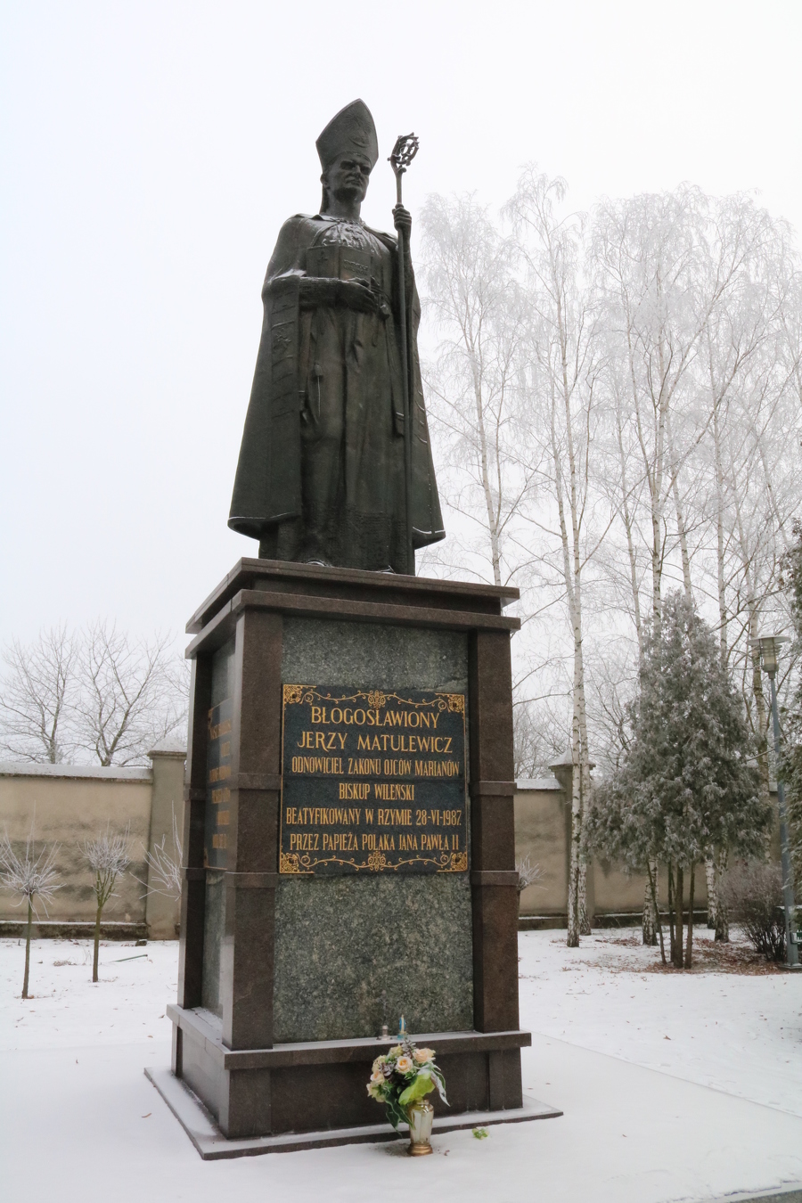 Licheń wspomina dzisiaj bł. Jerzego Matulewicza. Jest tam pomnik