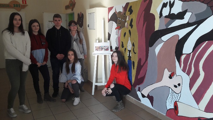 Konin. Picasso na szkolnym korytarzu. Uczniowie stworzyli mural