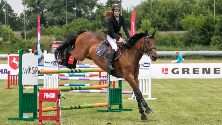 Grene Cup 2018. Jeździeckie zmagania na błoniach rozpoczęte