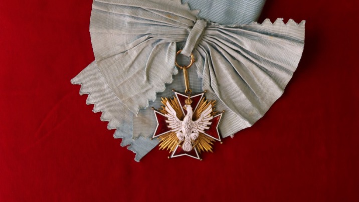 Order Orła Białego należący do gen. Józefa Hallera w muzeum