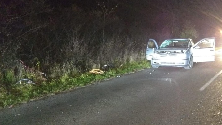 Piotrkowice. Samoch&oacute;d potrącił rowerzyst&oacute;w. Zginęła 17-latka