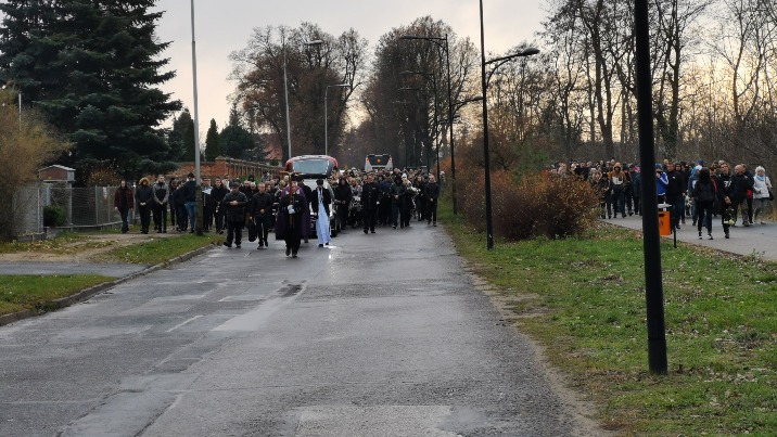 W Koninie odbył się pogrzeb śmiertelnie postrzelonego 21-latka